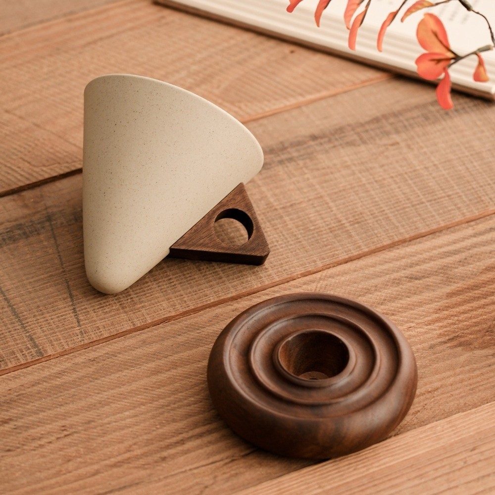 Coffee Tea Essentials - Tazza in Ceramica Grezza a Cono