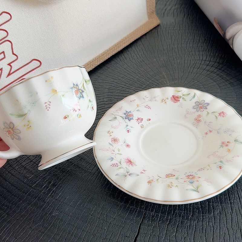 Set di Tazze e Piattini con St - Draw Coffee And Tea recensione e prezzo