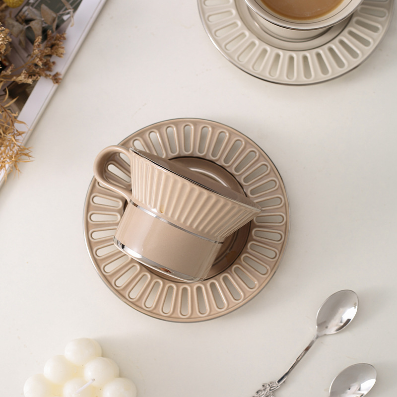 Piatto per tazza da caffè in c - Coffee Tea Games recensione e prezzo
